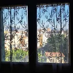 公寓 A Cozy Nest With A Vesuvio View 那不勒斯