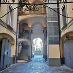 A Cozy Nest With A Vesuvio View * 那不勒斯