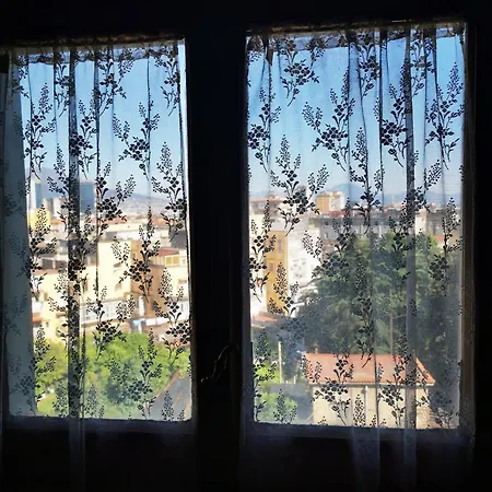 דירה A Cozy Nest With A Vesuvio View נאפולי