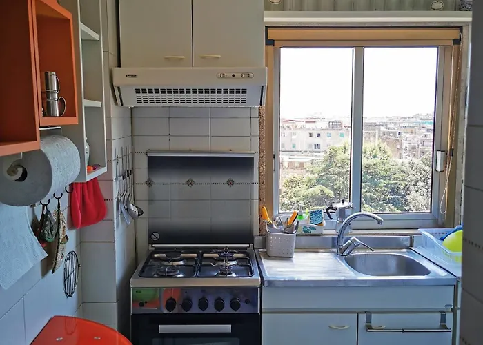 Lägenhet A Cozy Nest With A Vesuvio View